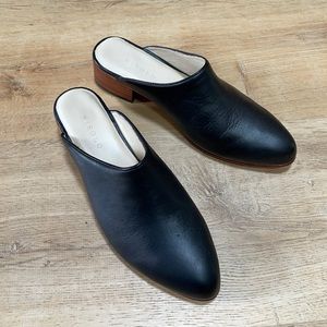 Nisolo Black Leather Mariella Mules